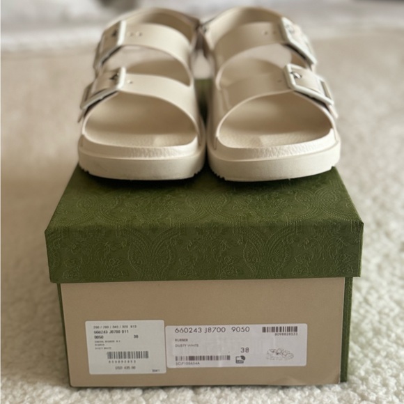 Gucci Isla Sandals - Picture 4 of 5